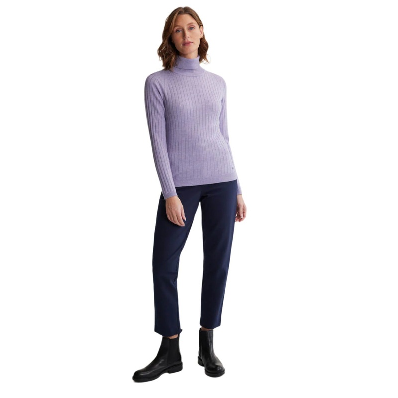 Women’s Isla Light Turtle Neck Sweater