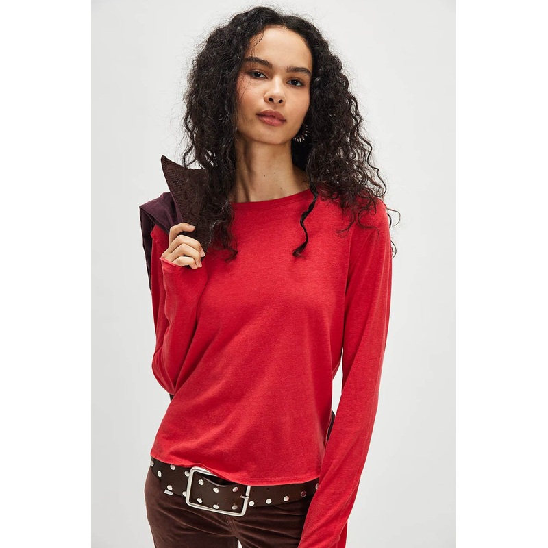 Women’s Nova Tee|Rococco Red|Black|XS|S|M|L