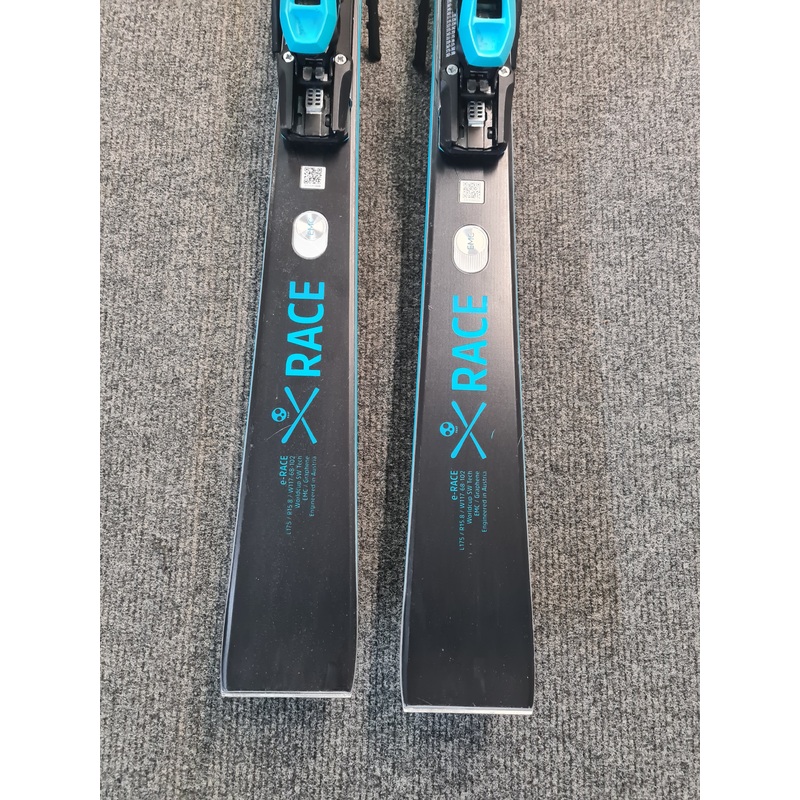 WC Rebels e-race RP EVO with FreeFlex DEMO 14 GW bindings 23/24 (EX DEMO)
