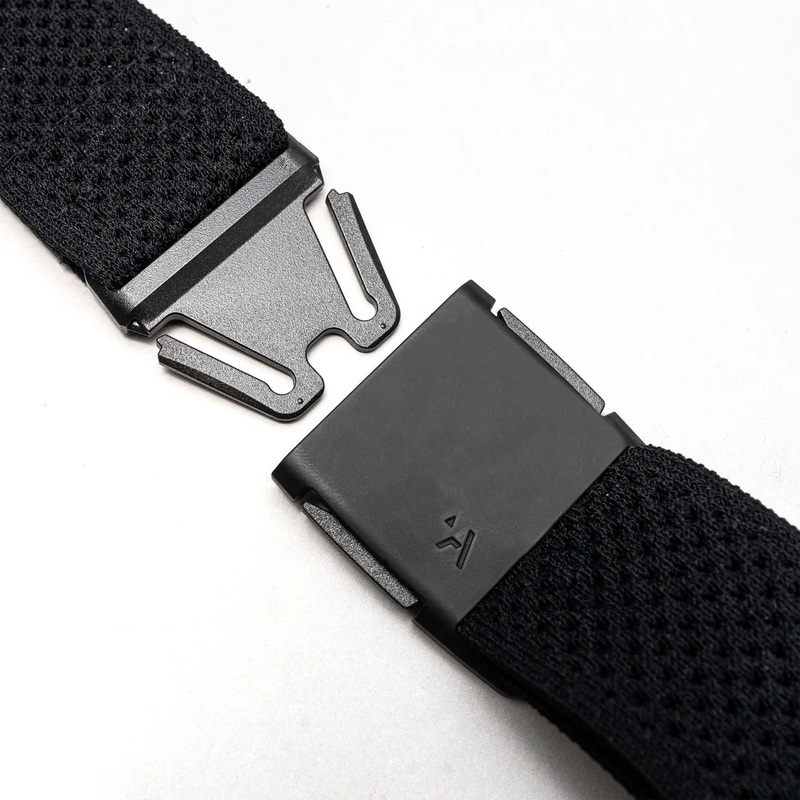 Momentum|Black