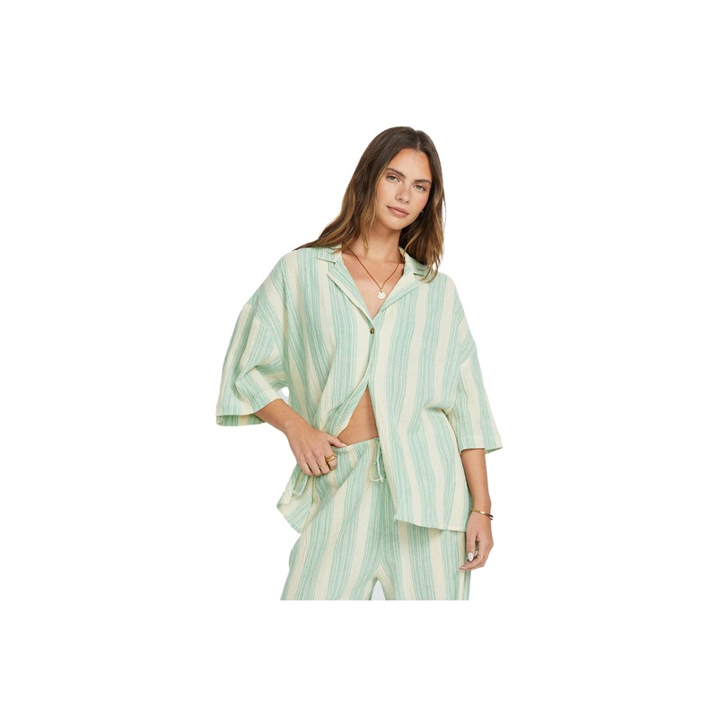 BEACH SIDE OVERSIZED SHORT SLEEVE SHIRT
