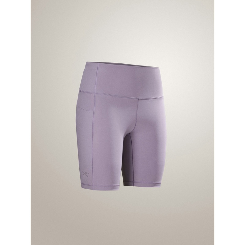 Women’s Essent High-Rise 8 Short (Past Season)