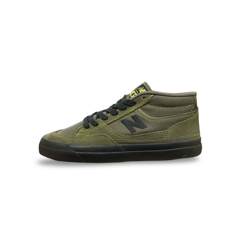 The New Balance Numeric Franky Villani 417 Shoe in Green and Black