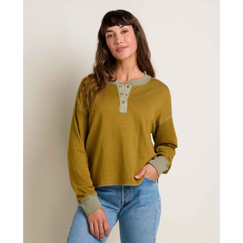 Women’s Nord Reversible Henley