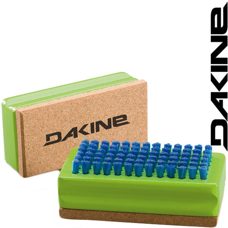 Dakine – Nylon/Cork Brush