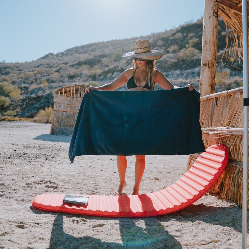 Packtowl – Luxe Beach Microfibre Towel Recycled