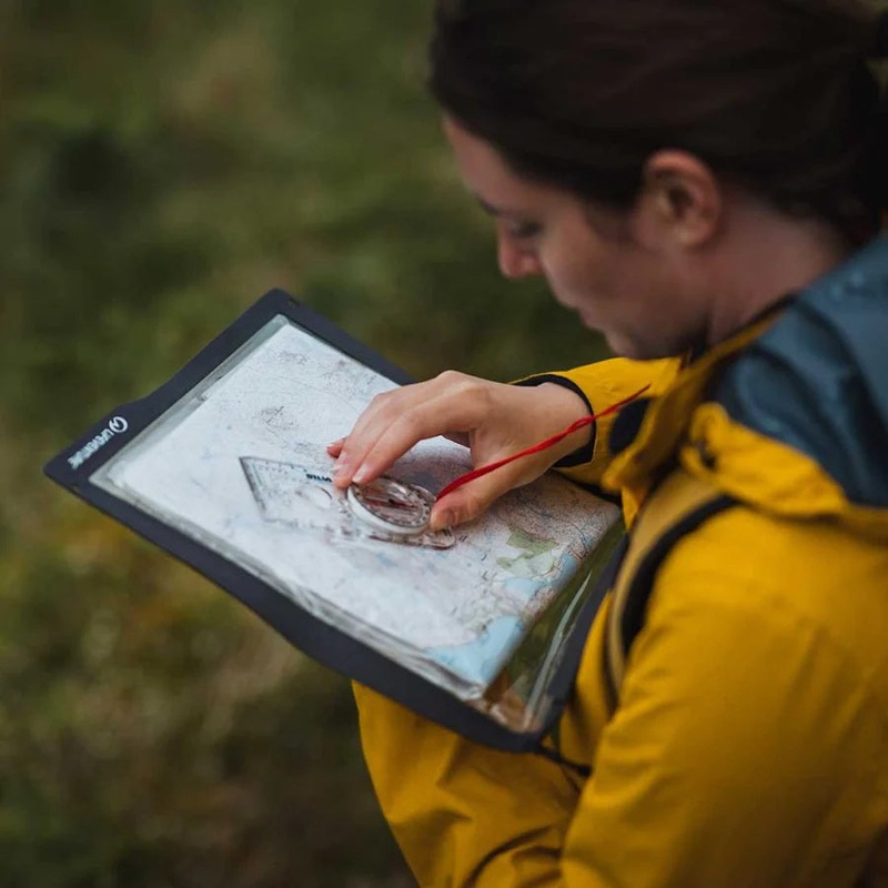 Lifeventure – Waterproof Map Case