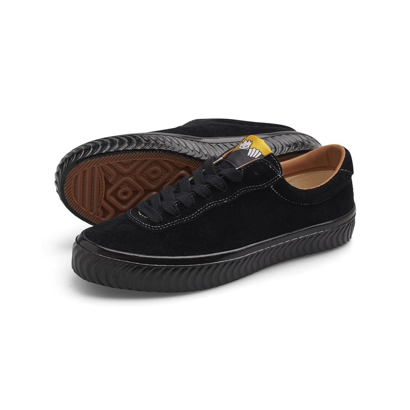 VM001 Suede Spitfire Shoes – Black