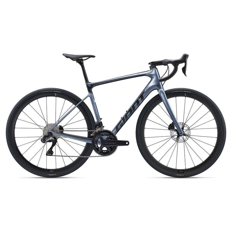 Giant Defy Advanced Pro 1 Road Bike (2022)