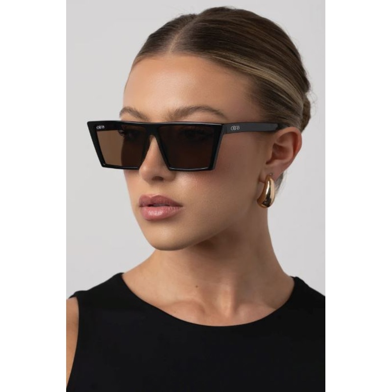Otra Ascot Sunglasses|Black / Brown