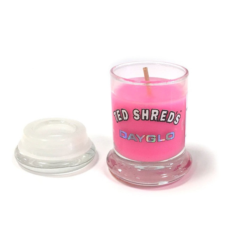 Bougie TED SHRED’S Surfwax Candle Dayglo – Rose 4 Oz