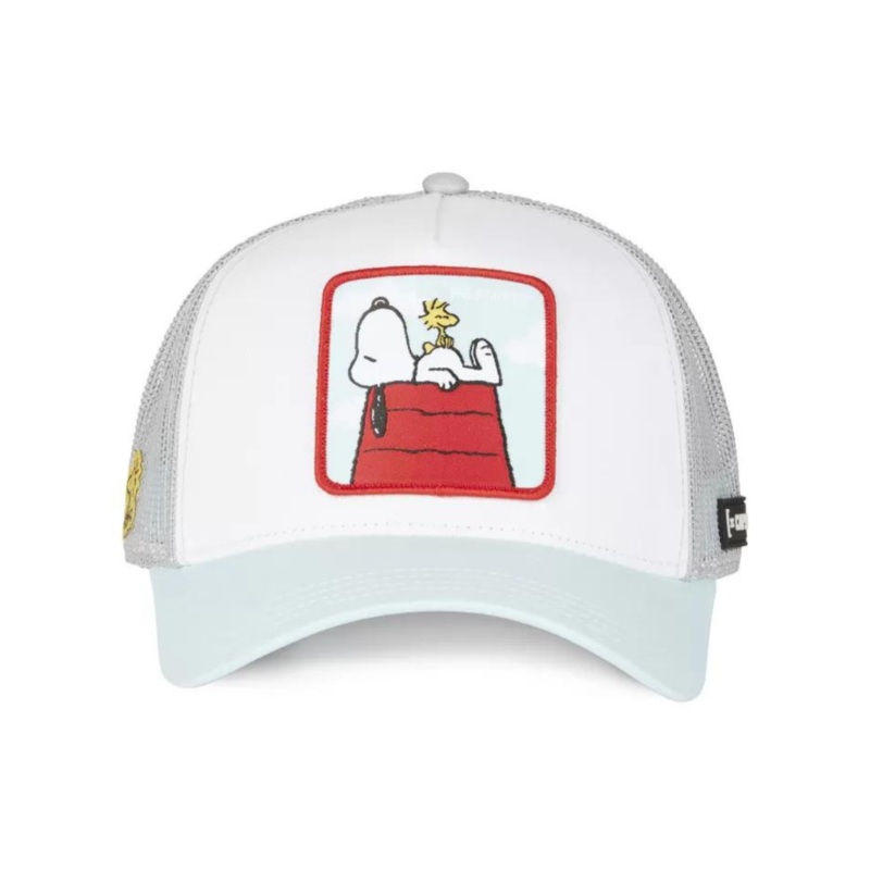 Gorra Trucker Capslab x Peanuts (Snoopy) – Blanco/Azul Claro