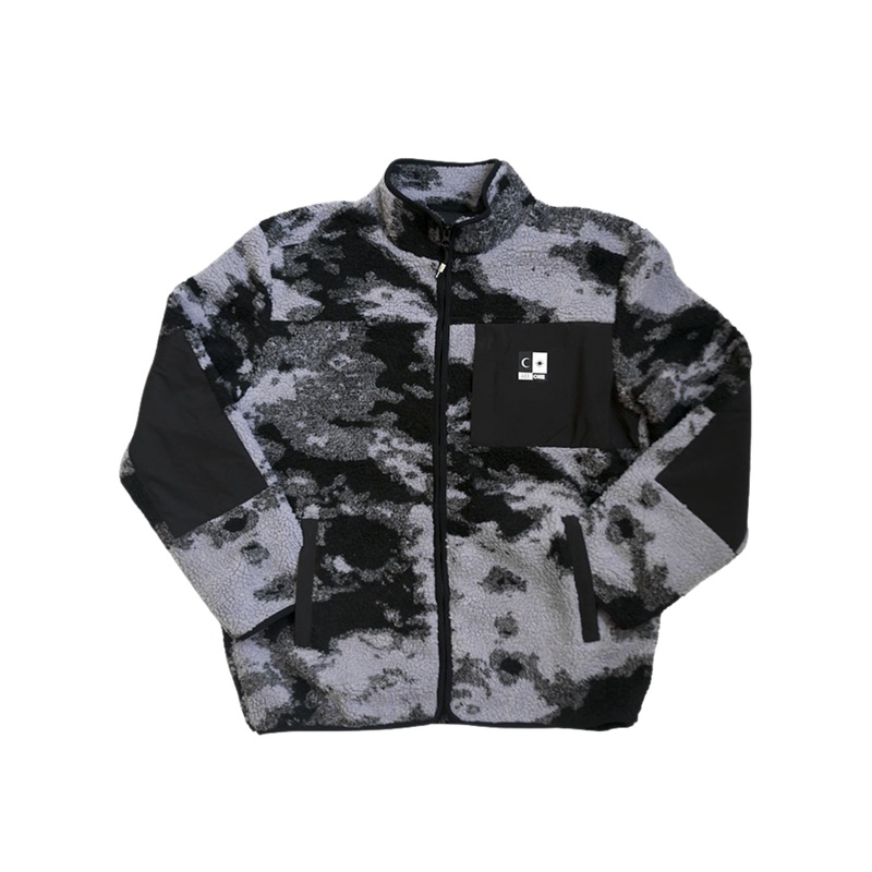 Chaqueta de forro polar All One Brand – Camo Black