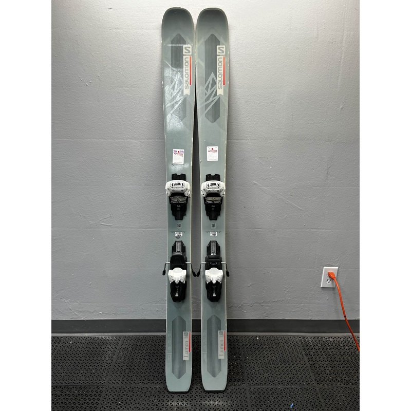 Used Salomon QST Lumen 99 153cm w/Tyrollia Attack 11 Adjustable Bindings
