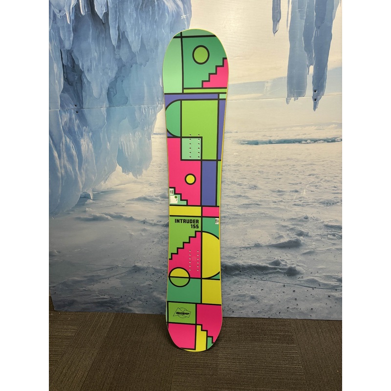 Lightly Used Kemper Intruder 155CM Snowboard