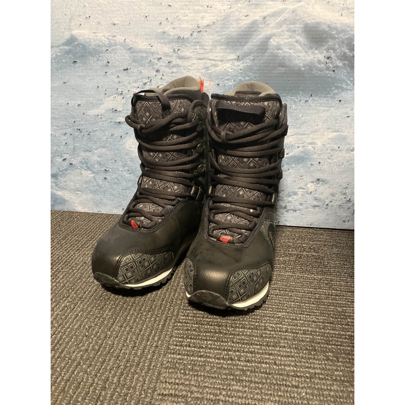 New Roxy Lace Up Snowboard Boot – W 6.5
