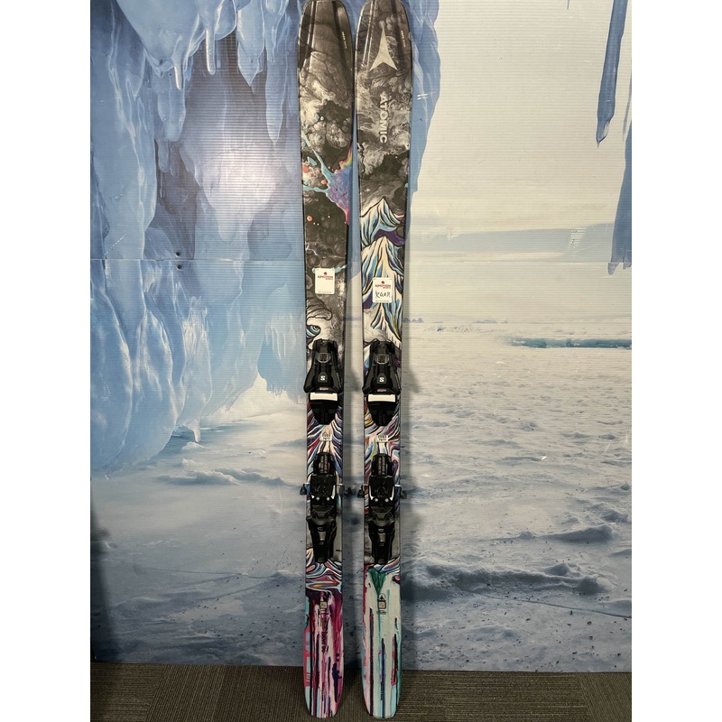 Lightly Used 2025 Atomic Bent Chetler 90 175cm Skis with Adjustable Salomon Strive 13 Bindings
