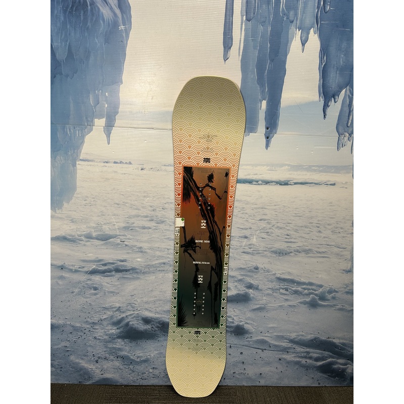 Used RomeSDS Royal Snowboard – 144CM