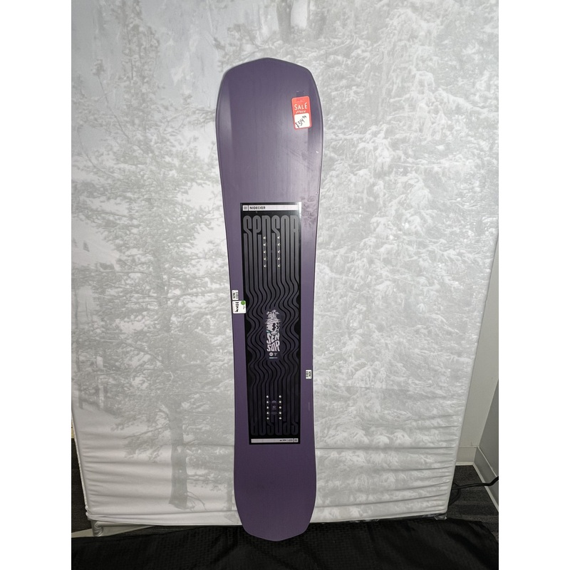 Lightly Used Nidecker Sensor 147 CM Women’s Snowboard 2025