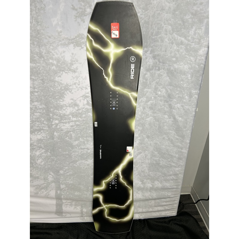 Used 2025 Ride Warpig 154CM Snowboard