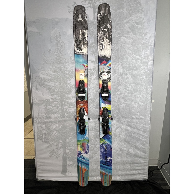 Very Lightly Used Atomic Bent Chetler Skis 120 184 cm w/ Salomon Strive 13 GW Demo Bindings