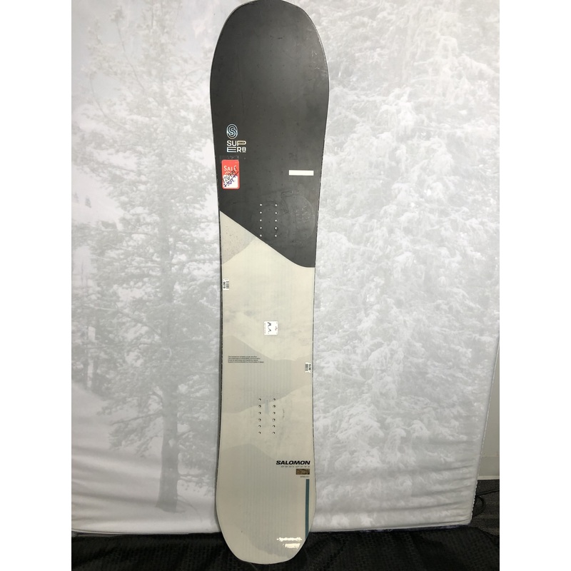 Used 2025 Salomon Super 8 Snowboard 151cm