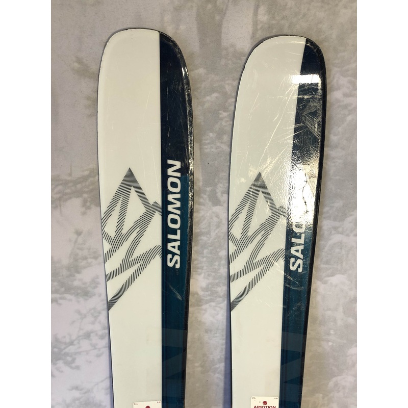 Used Salomon QST Echo 106 Skis – 157cm w/ Salomon Strive 13 Demo Binding
