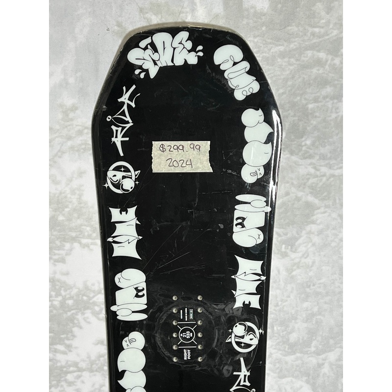 Lightly Used 2024 Ride Benchwarmer 151 CM Snowboard
