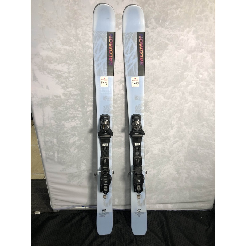 Used Salomon QST Lux 92 146CM Skis w/ adjustable Salomon M10 GW Binding