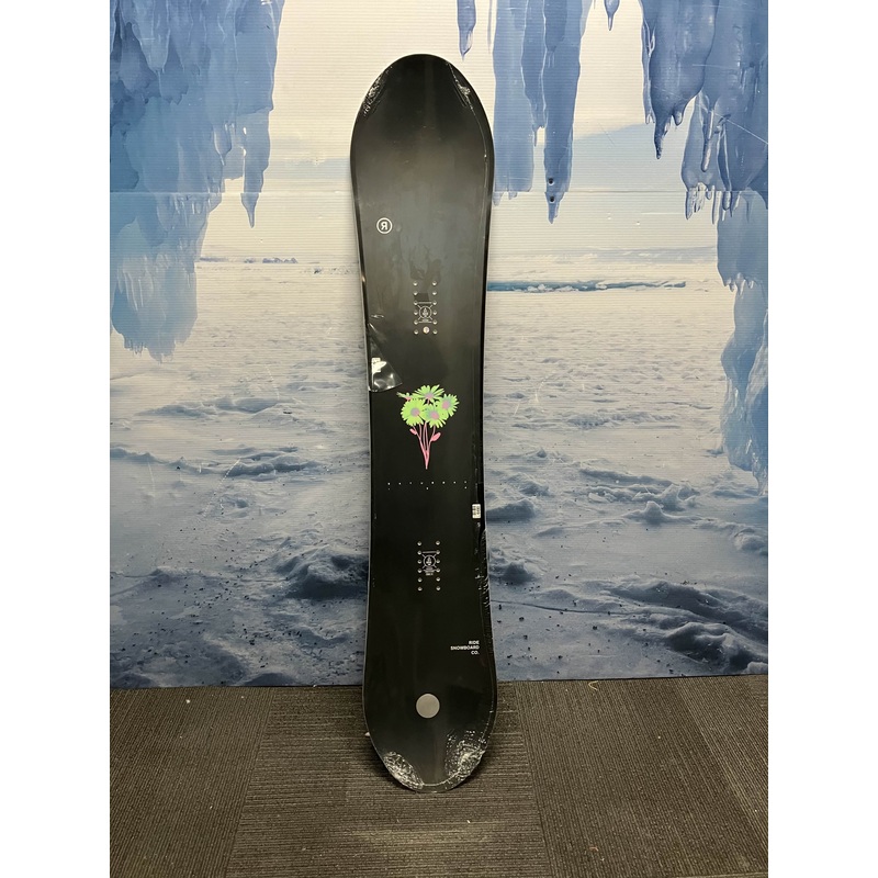 New 2024 Ride Saturday Women’s Snowboard – 154CM